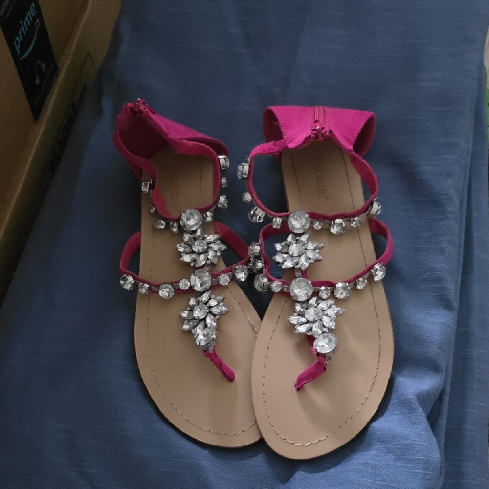 Shoe Dazzle Fuchsia Crystal Sandals